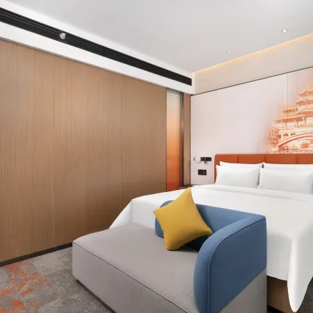 Guiyang North Railway Station Hampton by Hilton Hotel