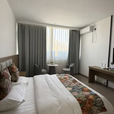 Five Six Seven Inn Hotels near Stone Drum (Shigu) Town
