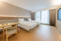JI HOTEL - ที่มีที่จอดรถ
