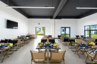 Zoige Jiuqu Muge Hotel (Yellow River First Bend of Jiuqu Bay) - 3-Star