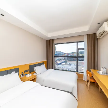 Zhouming Yuxiang Express Hotel (Suining Railway Station)
