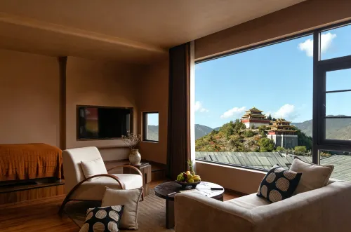 No Summer, Standing·Luli | Sum·Less Highland Private Courtyard with Oxygen-Rich Scenic Stay - bar