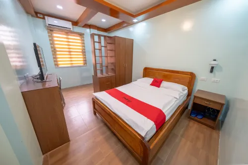 RedDoorz @ Alquiza Residences Parañaque - 2 estrellas