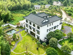 Yunxi Heyuan · Creek Valley Hidden Luxury Vacation Apartment