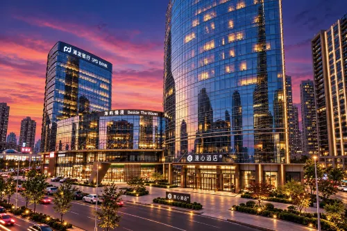 Beside The Waves · Sea View Loft Hotel (Xinghai Square) - Beach