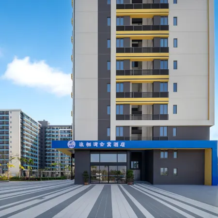 Langqi Bay Resort Apartment (Lingshui R&F Ocean Culture City Branch)