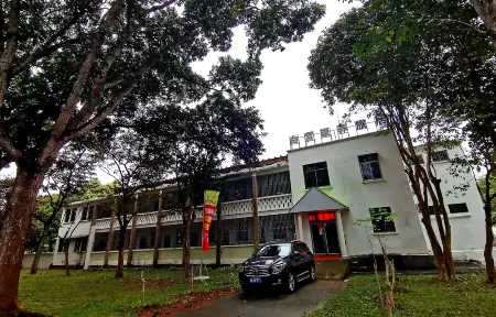 White House Health and Residence