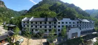Hangzhou Shimenxia Hotel Resort Отели в г. Гора Даминшань. ущелье Shimenxia