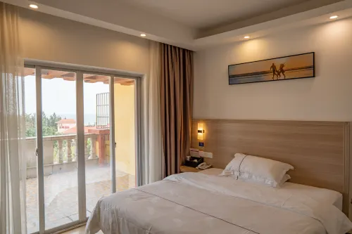 Fangchenggang Tianyuan Scenic Hotel (Bailangtan Scenic Area)