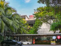 Aranta Suvarnabhumi Hotels near The Paseo Mall