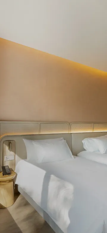 Premium Deluxe Pool View Double Double