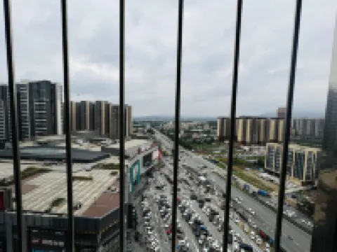 洛芙精品公寓（開平東滙城店）