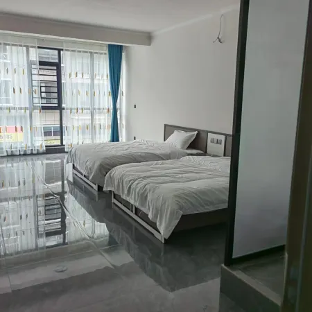 Fenggang Banshan Apartment