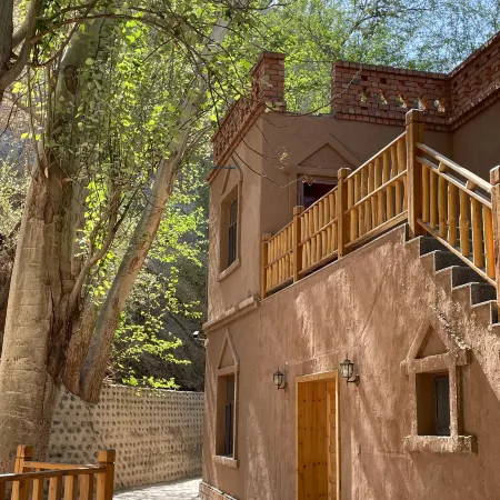 Turpan Grape Spring Inn