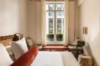 Château des Fleurs Hôtel & Spa Paris Hotel a Parigi