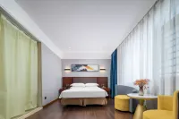 Wansheng Garden Hotel (Xinyang Luoshan Xiya Libao Plaza Branch) فنادق في لوى شان