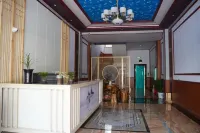 藏悅ホテル（察瓦龍鄉）