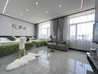 Genhe Yuewan Light Luxury Hotel (Cold-Level Plaza) Hotel dekat Aoluguya Reindeer Village