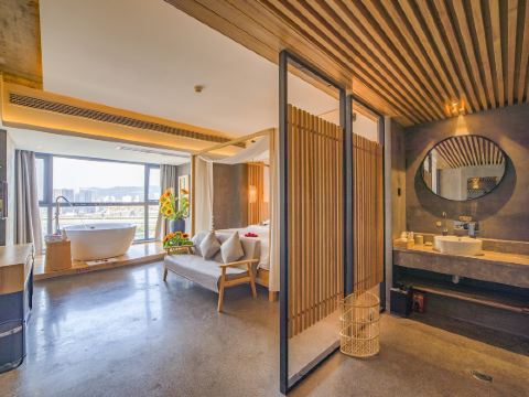 the Mansion Inn Dream Mansion