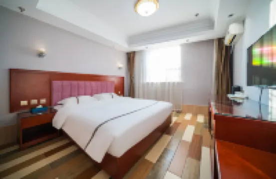 Yiju Hotel (Changchun Railway Station Manchukuo Palace)