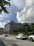Super 8 Hotel Hotels in East Quanzhou Strait Sports Center