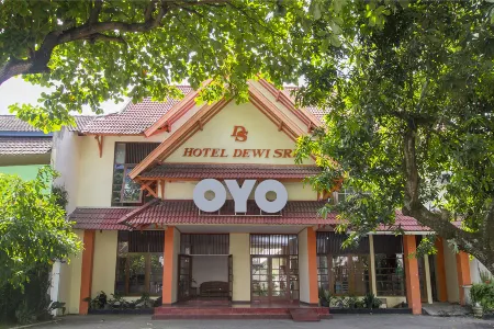 Hotel Dewi Sri