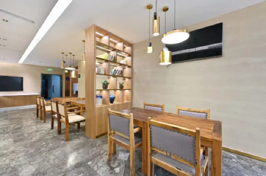 Atour X Hotel Beijing Sanlitun Taikoo Li Отели рядом с достопримечательностью «Sanlitun»