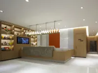 鄭州世紀星艾尚飯店（CBD會展中心東十里鋪地鐵站店） 上鼎路附近的飯店