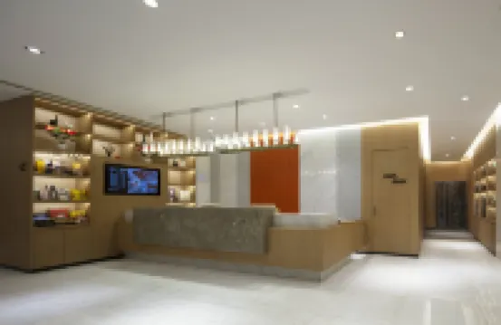 Zhengzhou  Aishang Hotel ( CBD Convention and Exhibition Center East Shilipu Subway Station)