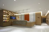 Aishang Hotel (Zhengzhou CBD Convention and Exhibition Center East Shilipu Subway Station)