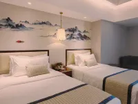 MEHOOD LESTIE Hotel (Shanghai Xujiahui Hengshan Road) Hotels near Xuhui