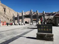 GreenTree Inn (Golmud Kunlun Park Bayi Road Underground Commercial Street Store) Hotels in Golmud