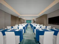 Jade Bay Hotel Hotels near Snoopy World