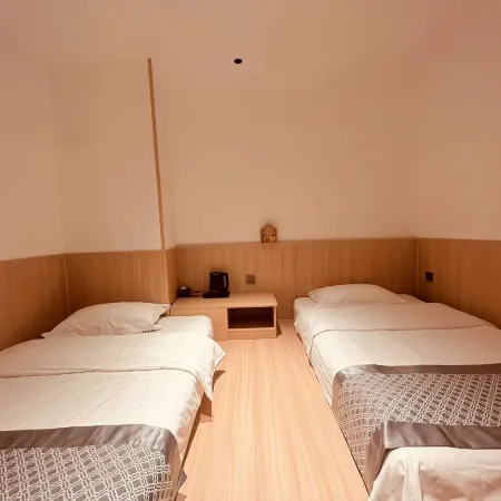 Ale Recluse Art Villa Hotel