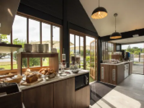 The Originals Access, Hôtel Bordeaux Aéroport Hotels in Merignac