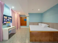 Linxian Lifetime Love Theme Hotel (Linzhou Cultural Square Branch) Hotel a Contea di Lin