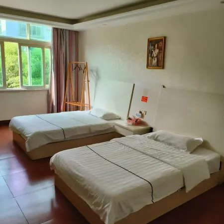 Fuding Menglong Apartment
