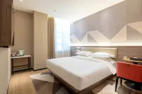Borrman Hotel (Korla Kongquehe)