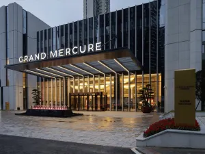 Grand Mercure Yichang Waitan (Opening November 2023)