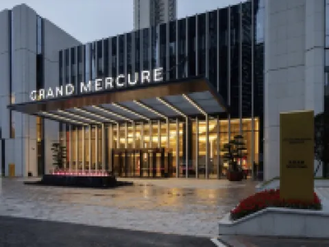 Grand Mercure Yichang Waitan (Opening November 2023) Hotels in Yichang