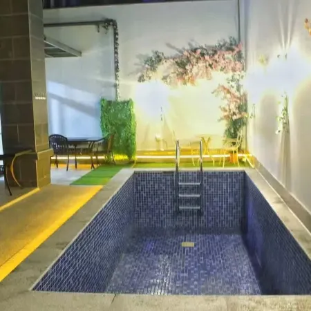 Longmen Nankunshan Baiyingju Holiday Homestay