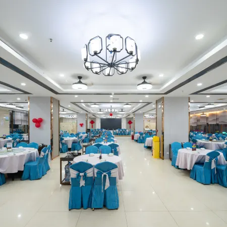 Victoria International Hotel ViCTORIAINTERNATIONALHOTEL (Maoming Dianbai Xinhu 2nd Road)