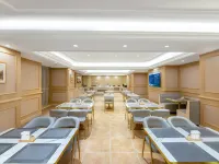 Vienna Hotel (Anqiu World Trade Center) Hotels in Anqiu