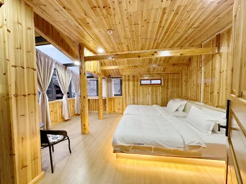 Fanyi Linjian Homestay (Dali Dong Village)