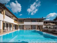 Yueyangli Xishang Homestay - สระว่ายน้ำแบบอินฟินิตี้