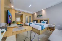 Silk Road Ruihua Hotel (Zhangye West High-Speed Railway Station)