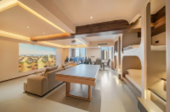 Jidian·Selection E-sports Hotel (Guanyinqiao Pedestrian Street)