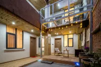 Hometown Inn (Luoyi Ancient City & Yingmen South Square Branch)