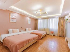 Chongqing Seven H Art Homestay