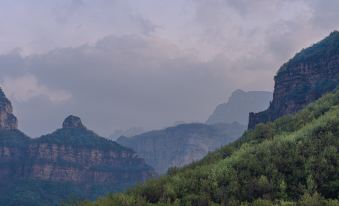 Linzhou Buyuan Taihang Cultural Resort Hotel